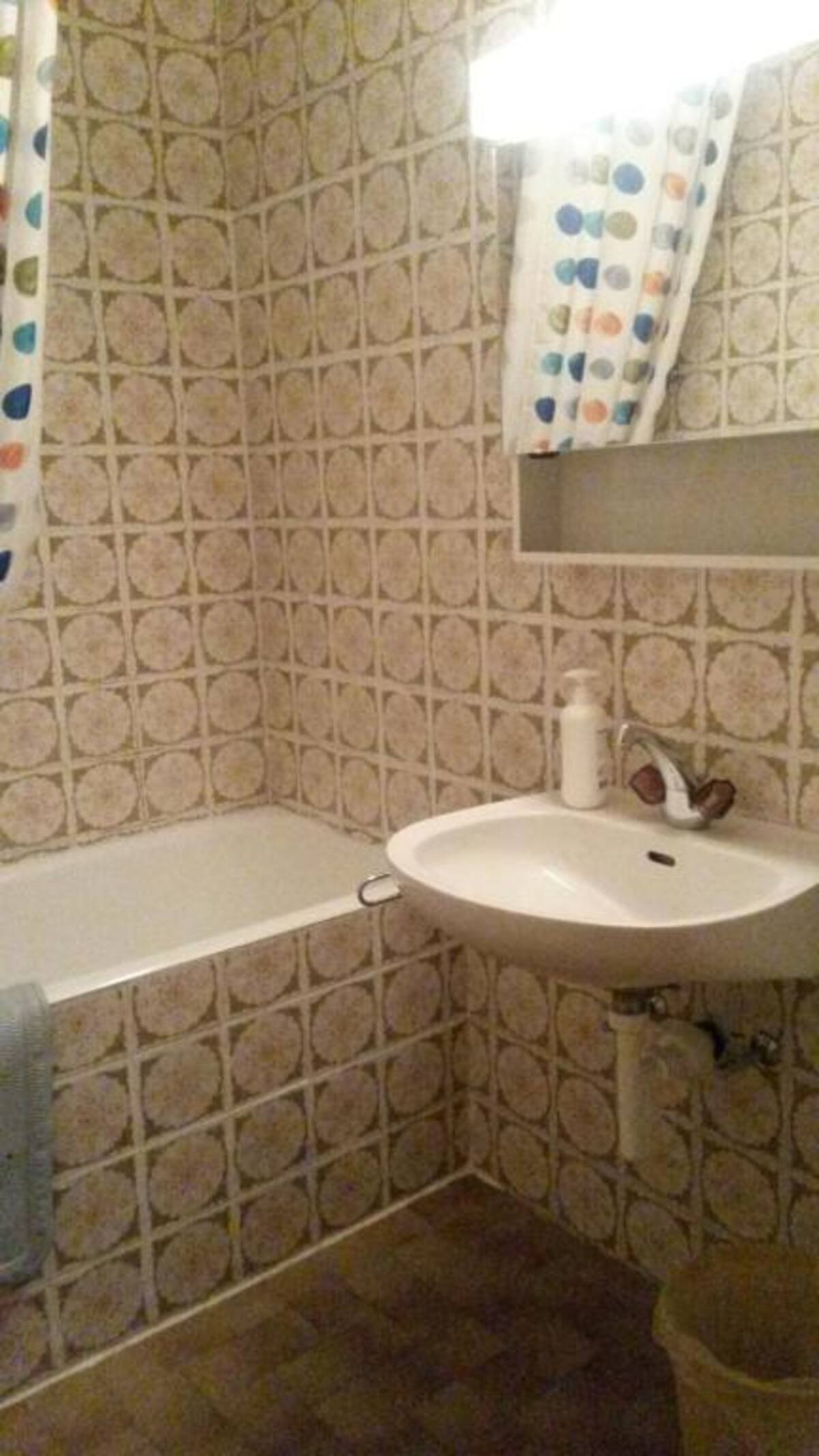 Fortuna West – Badezimmer, zweite Ansicht